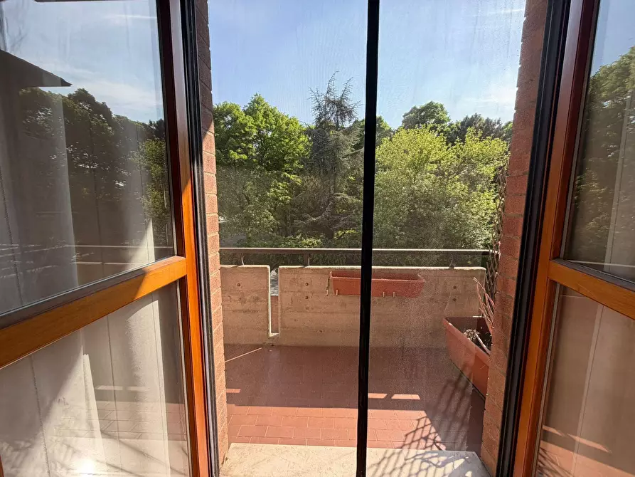 Immagine 16 di Trilocale in affitto  a Parma