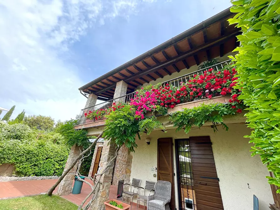 Immagine 1 di Porzione di casa in vendita  in Località I Poderi a Manciano