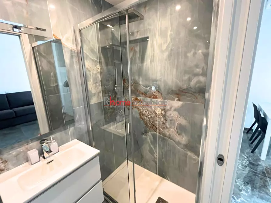 Immagine 14 di Loft/Open space in vendita  a Roma