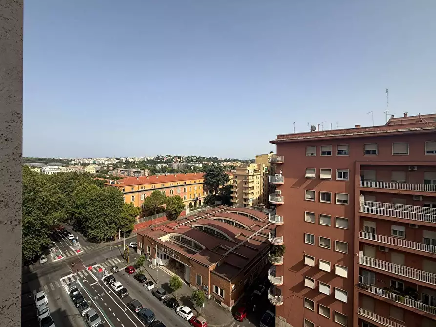 Immagine 12 di Trilocale in vendita  in Via Guido Reni 42 a Roma