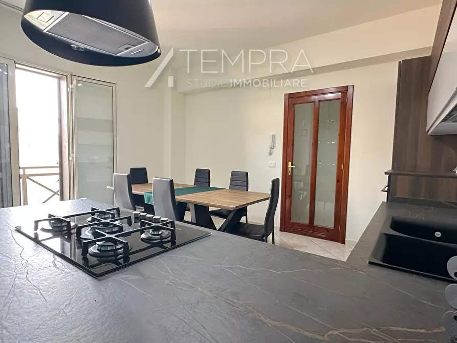 Immagine 10 di Appartamento in vendita  in Via Paolo VI a Adrano