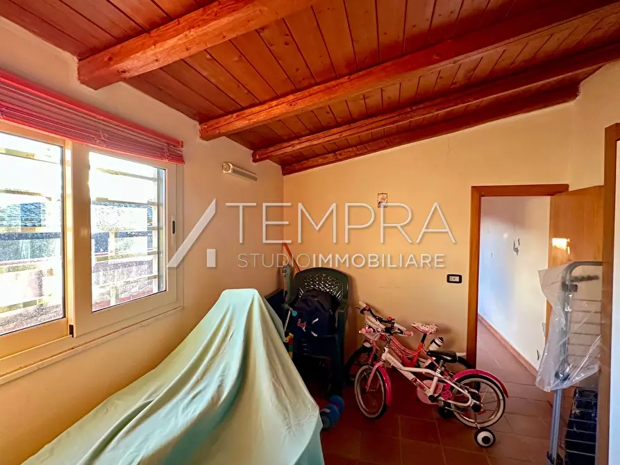 Immagine 15 di Casa indipendente in vendita  a Adrano