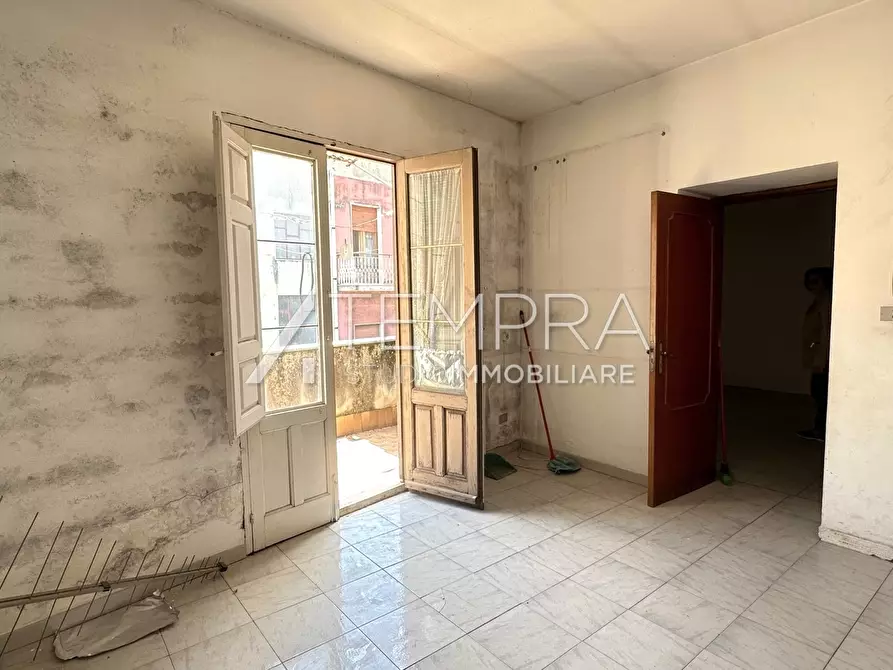 Immagine 15 di Casa indipendente in vendita  a Adrano