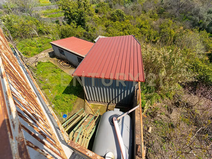 Immagine 52 di Villa in vendita  in Via Ramondetta 47 a Aci Sant'antonio