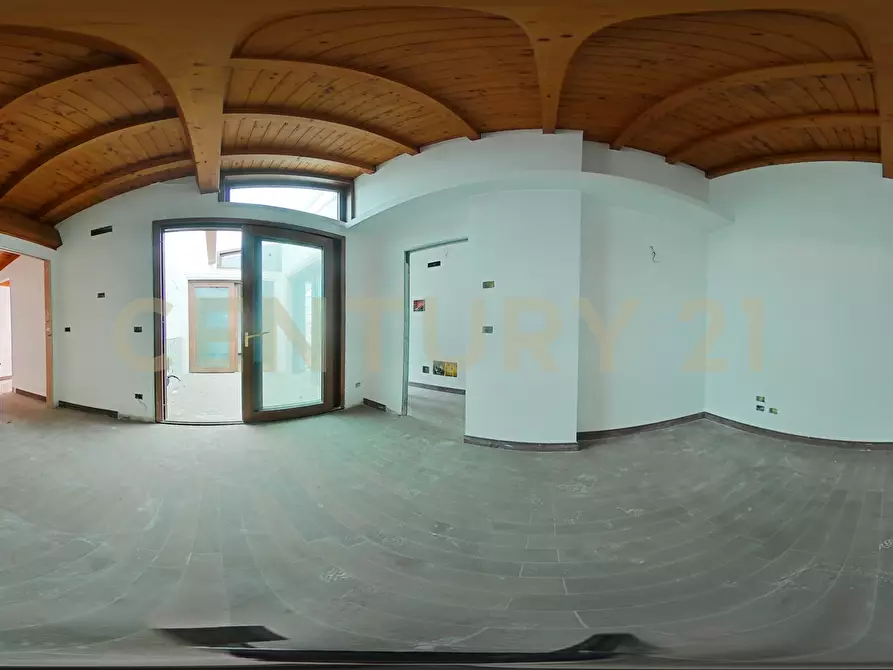 Immagine 84 di Pentalocale in vendita  in Via Lorenzo Maddem 67 a Acireale