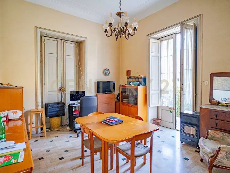 Immagine 6 di Pentalocale in vendita  in Via Francesco Riso 34 a Catania