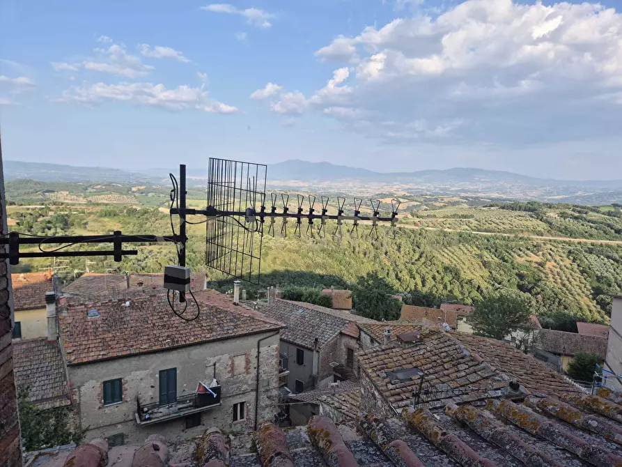 Immagine 9 di Trilocale in vendita  in Piazza Porta Conti 7 a Civitella Paganico