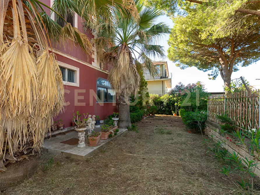 Immagine 26 di Villa in vendita  in Via Ottavia Penna 50 a Caltagirone