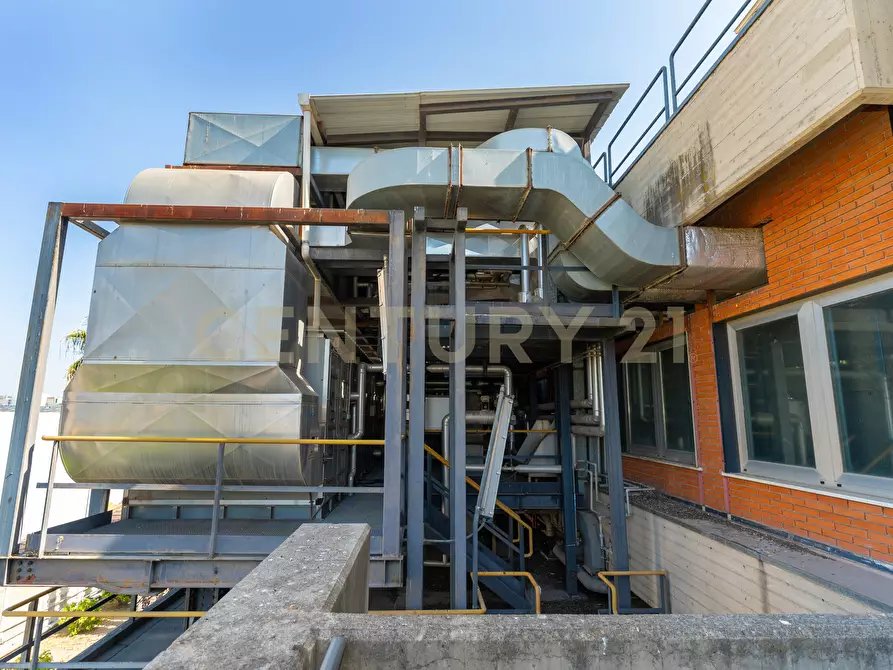 Immagine 56 di Attività artigianale in vendita  in Strada III Mimosa 14 a Catania