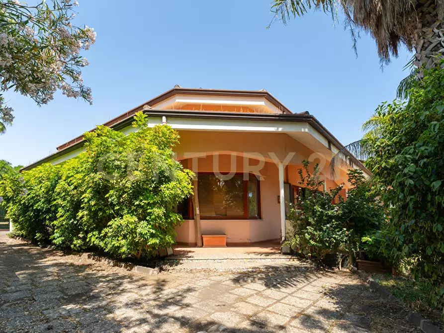 Immagine 8 di Villa in vendita  in Via Timparosa 39 a Aci Castello