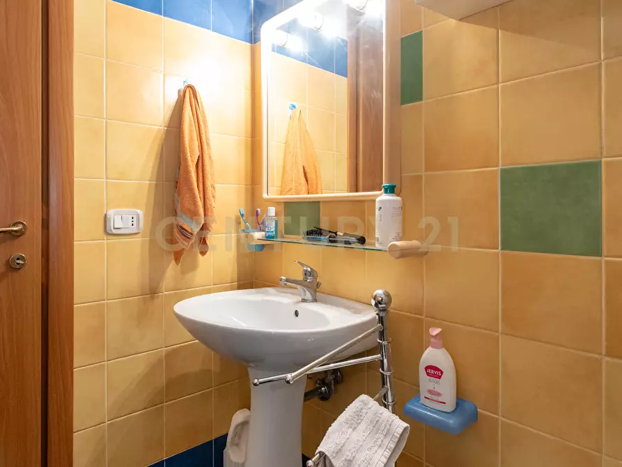 Immagine 31 di Bilocale in vendita  in Via Lungomare 2 a Sant'alessio Siculo