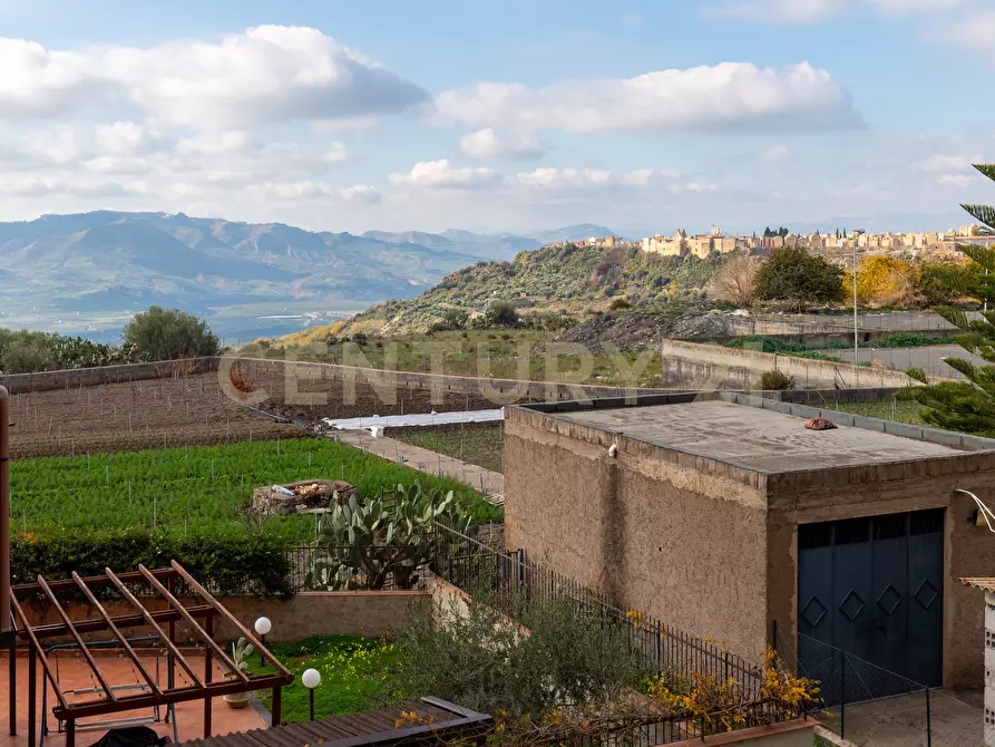 Immagine 16 di Pentalocale in vendita  in Via Casale dei Greci 34 a Adrano