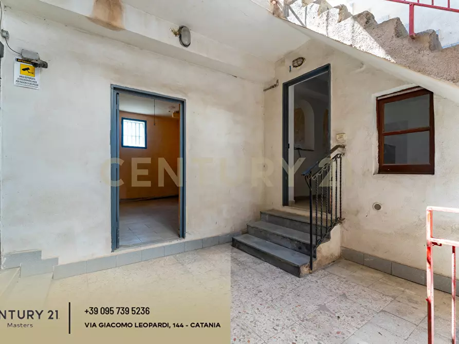 Immagine 56 di Quadrilocale in vendita  in Stradale Cravone 105 a Catania