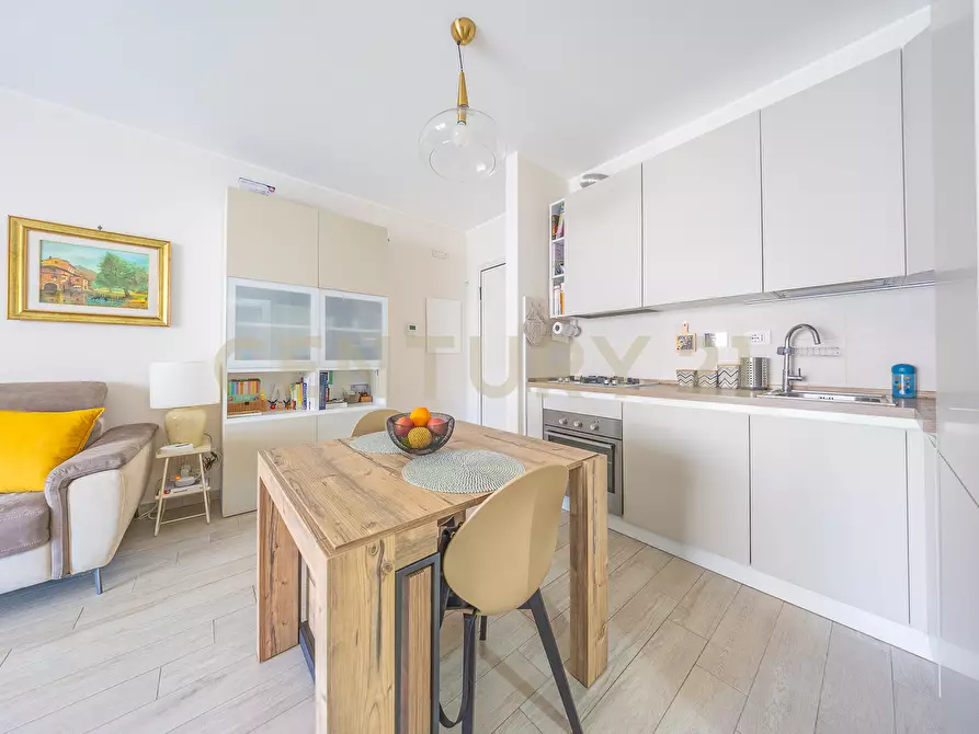 Immagine 17 di Bilocale in vendita  in Via Emanuela Loi 10 a Roma