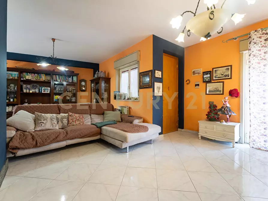 Immagine 6 di Appartamento in vendita  in Via Rua 78 a Aci Catena