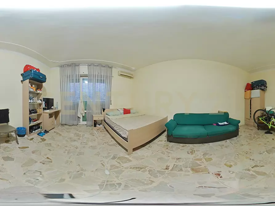 Immagine 56 di Pentalocale in vendita  in Viale Andrea Doria 13 a Catania