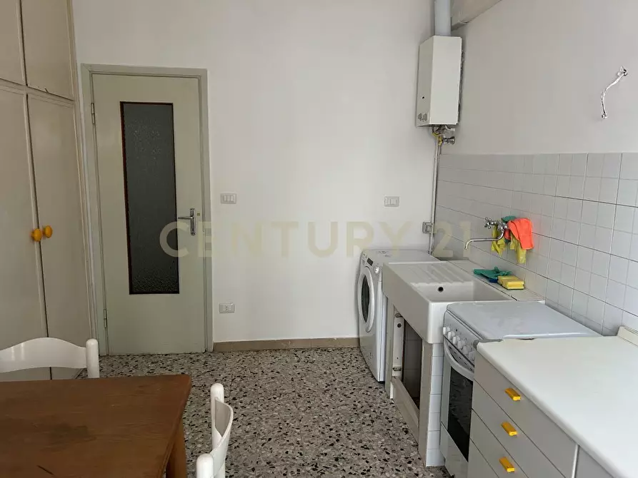 Immagine 3 di Trilocale in vendita  in Via Pier Fortunato Calvi 49 a Verona