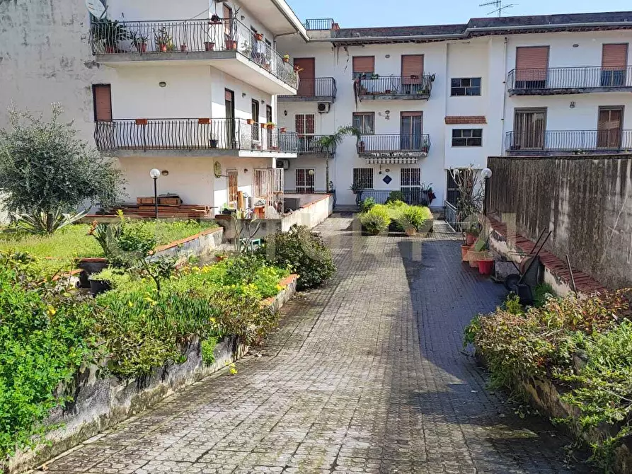 Immagine 3 di Quadrilocale in vendita  in Via Luigi Capuana a Riposto