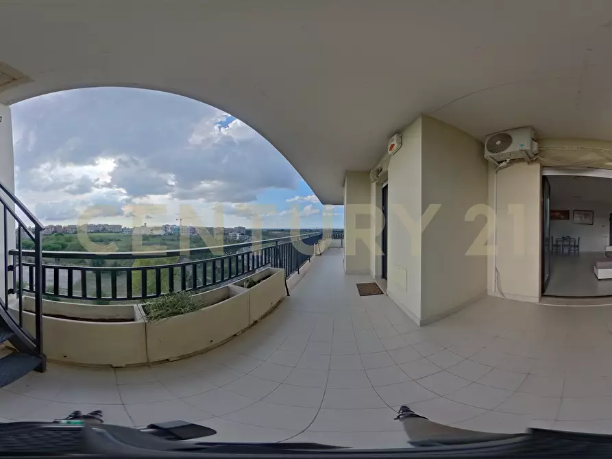 Immagine 38 di Attico in vendita  in Via Natale Prampolini 15 a Roma