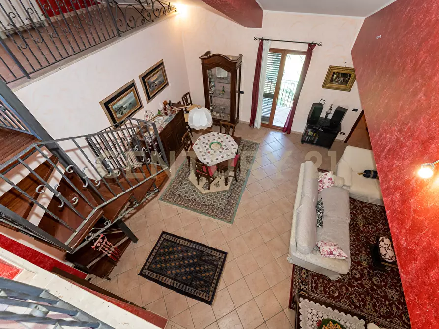 Immagine 13 di Villa in vendita  in Via Ottavia Penna 50 a Caltagirone