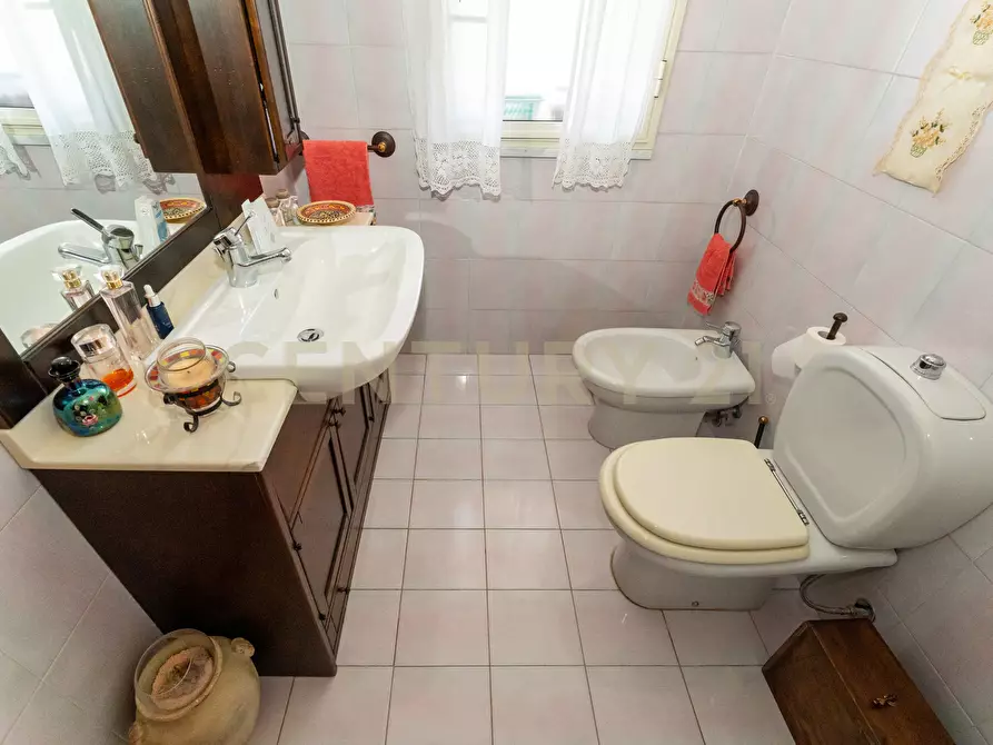 Immagine 27 di Pentalocale in vendita  in Via Nino Martoglio 13 a Valverde