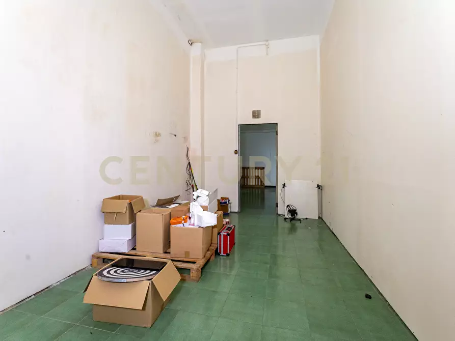 Immagine 20 di Magazzino in vendita  in Via Convento del Carmine 6 a Tremestieri Etneo