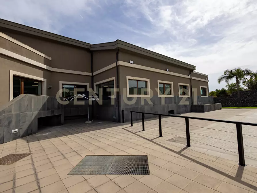 Immagine 9 di Attività commerciale in vendita  in Via Napoli sn a Aci Castello