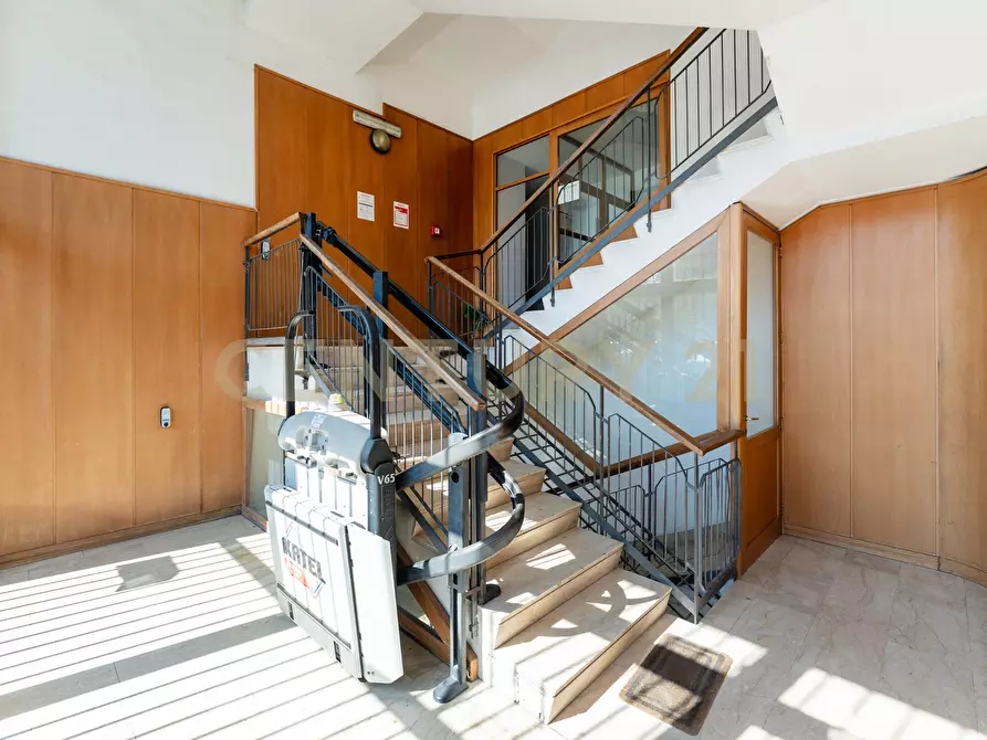 Immagine 4 di Pentalocale in vendita  in Corso Sicilia 64 a Catania