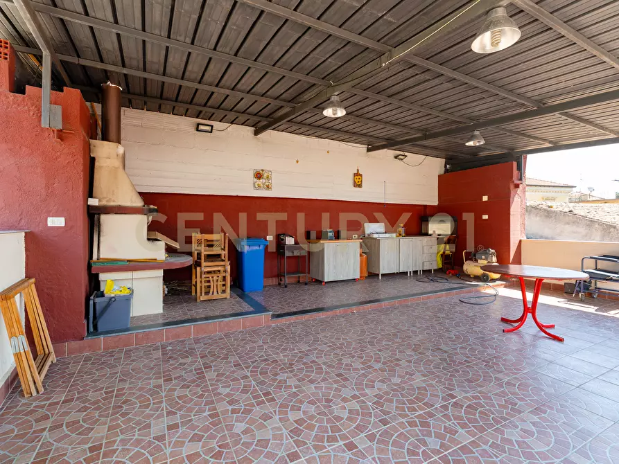 Immagine 45 di Villa in vendita  in Via Quartiere Longo 18 a Aci Castello