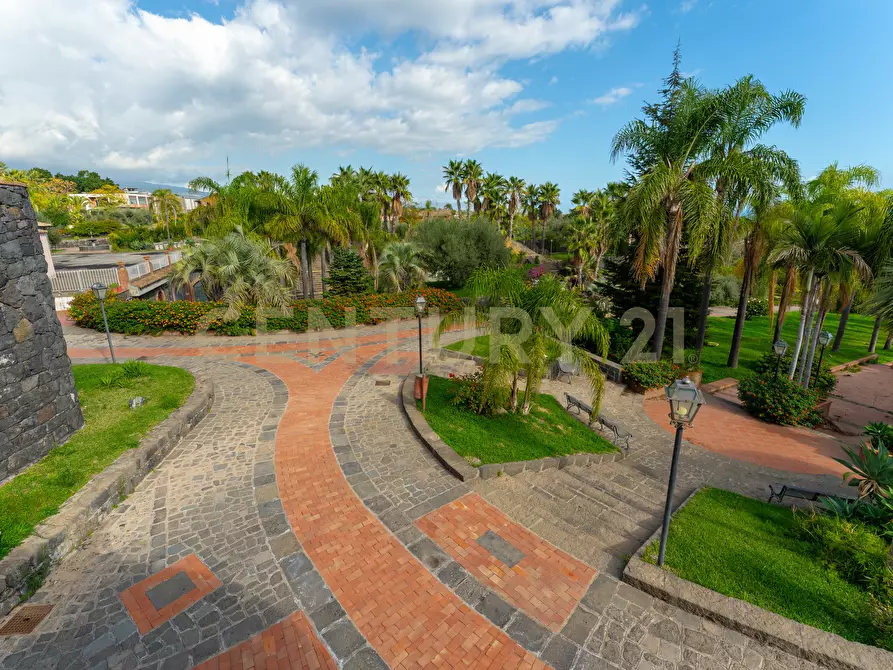 Immagine 48 di Rustico / casale in vendita  in Via Castelnuovo Don Bosco 68 a Acireale