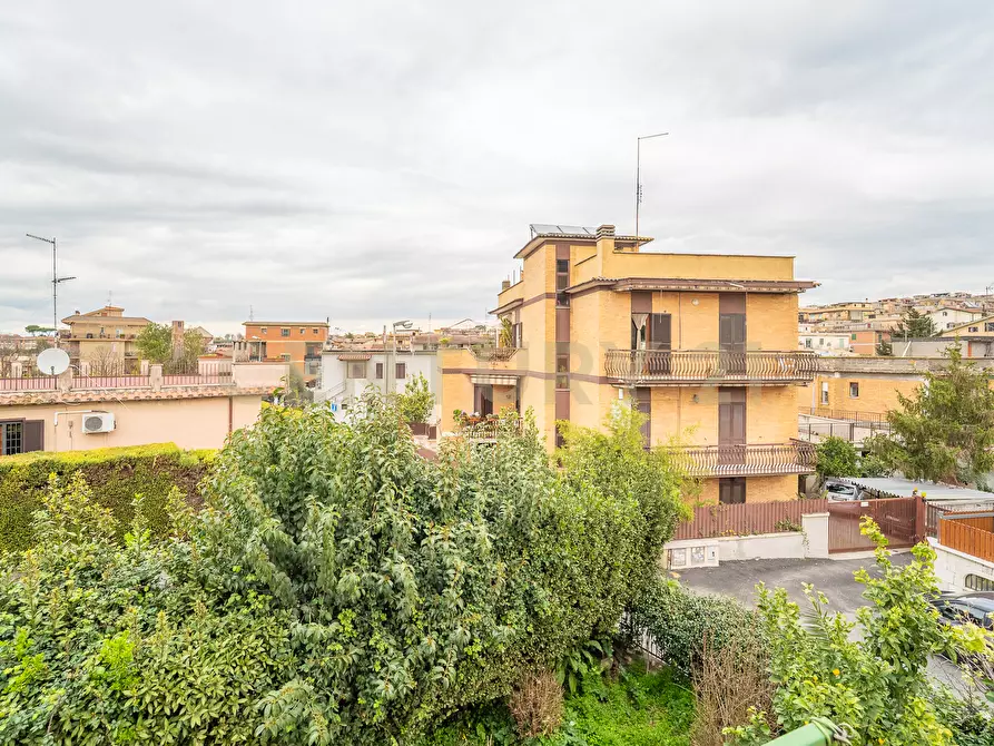 Immagine 44 di Pentalocale in vendita  in Via Due Giugno 66 a Fonte Nuova