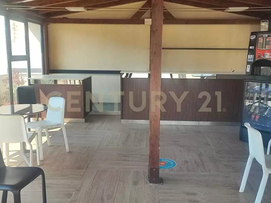 Immagine 37 di Palazzo in vendita  a Messina