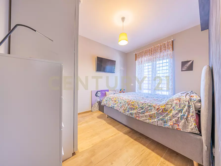 Immagine 41 di Trilocale in vendita  in Via di Quarto Rubbie 16a a Roma