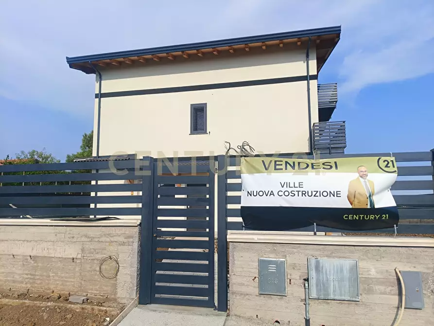 Immagine 32 di Casa bifamiliare in vendita  in Via Dottor Pietro Severino 13 a Santa Maria Di Licodia