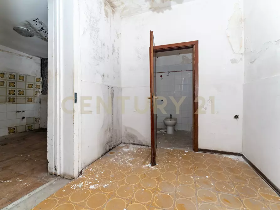 Immagine 19 di Appartamento in vendita  in via del velo 62 62 a Catania