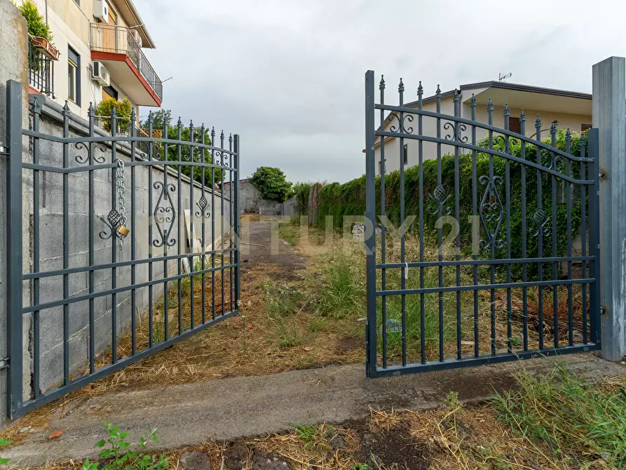 Immagine 12 di Terreno industriale in vendita  in Via Catania 77 a San Gregorio Di Catania