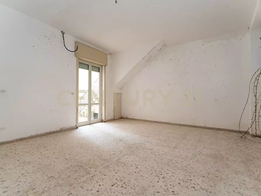 Immagine 45 di Pentalocale in vendita  in Via Principe Umberto 397 a Augusta