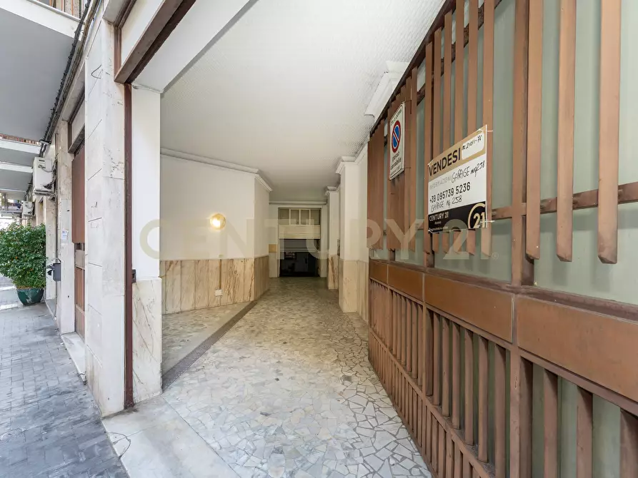 Immagine 6 di Garage in vendita  in Via Giacomo Leopardi 119 a Catania