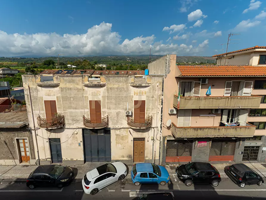 Immagine 30 di Trilocale in vendita  in Via Siculo Orientale 346 a Catania