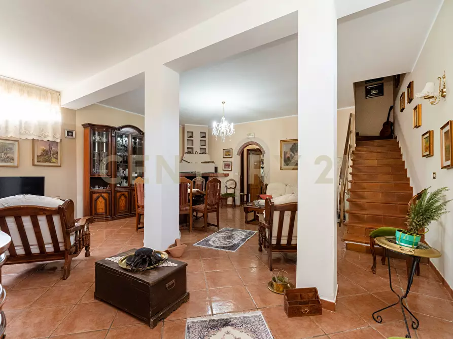 Immagine 13 di Villa in vendita  in Via Libertà 1 a Mascalucia