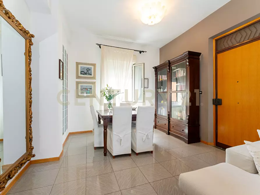 Immagine 6 di Pentalocale in vendita  in Via Salvatore Vigo 106 a Acireale