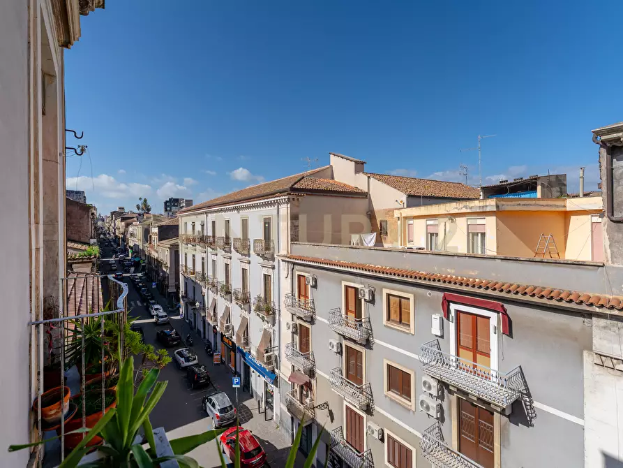 Immagine 20 di Pentalocale in vendita  in Via Giuseppe Garibaldi 179 a Catania