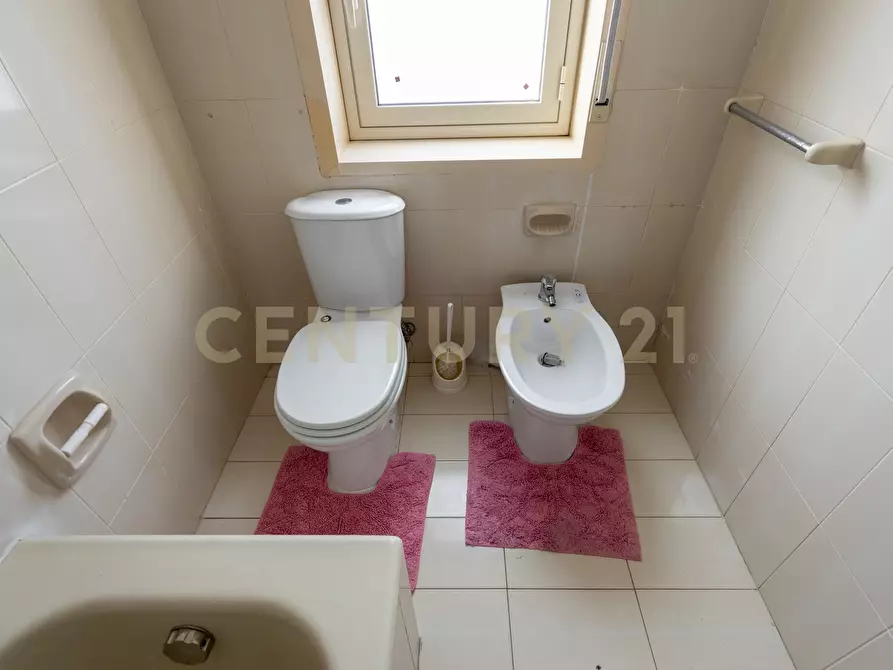 Immagine 33 di Pentalocale in vendita  in Via Casale dei Greci 34 a Adrano