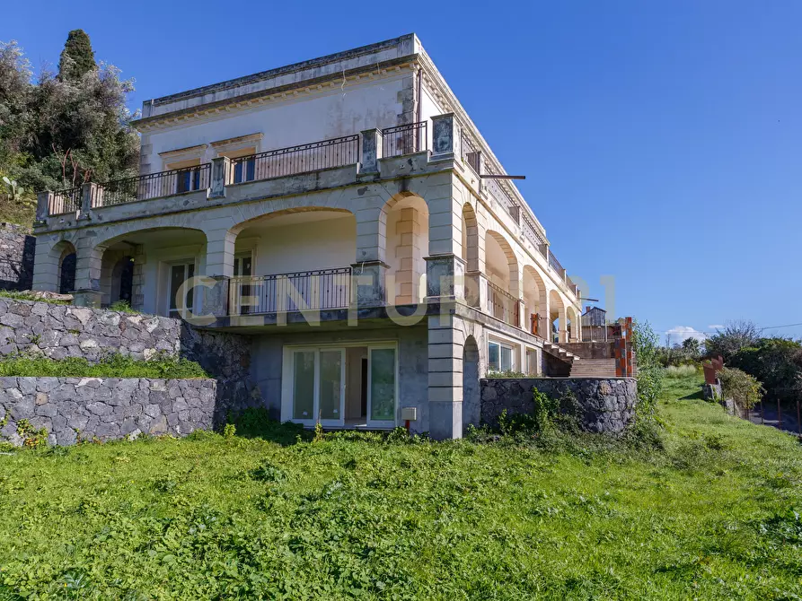 Immagine 3 di Villa in vendita  in Via Casalrosato 19 a Valverde