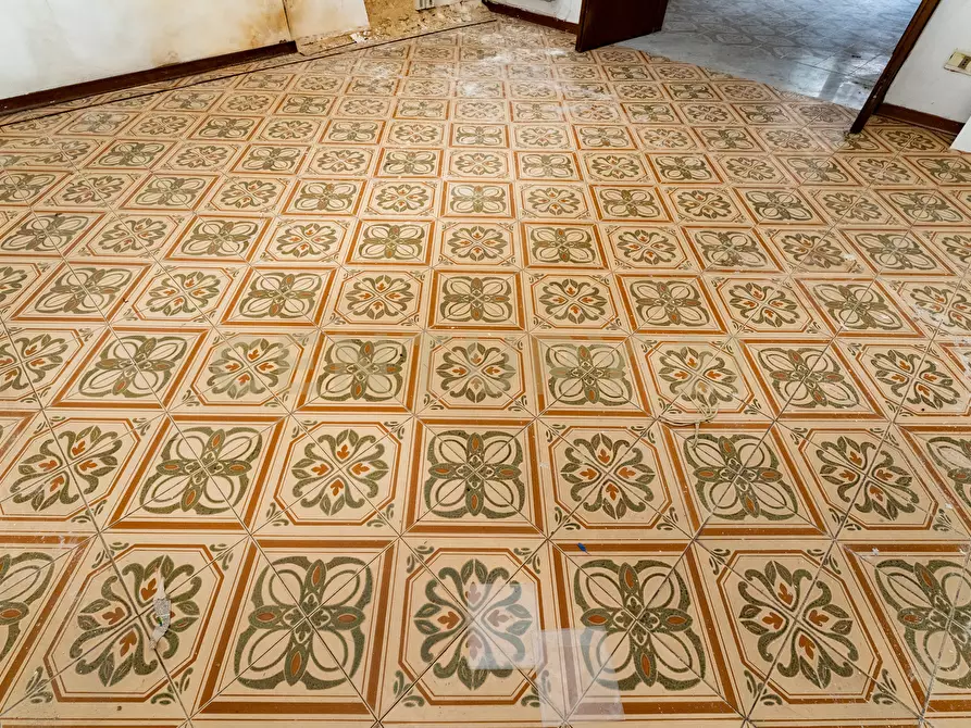 Immagine 32 di Appartamento in vendita  in VIA LUIGI STURZO 129 a Caltagirone