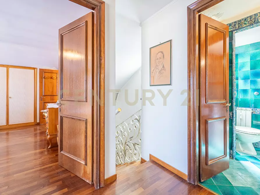 Immagine 55 di Attico in vendita  in Viale Cortina d'Ampezzo 199 a Roma