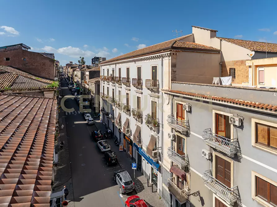 Immagine 16 di Pentalocale in vendita  in Via Giuseppe Garibaldi 179 a Catania
