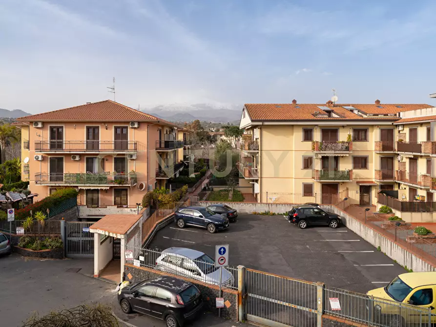 Immagine 33 di Trilocale in vendita  in VIA IDRIA 37 a Tremestieri Etneo