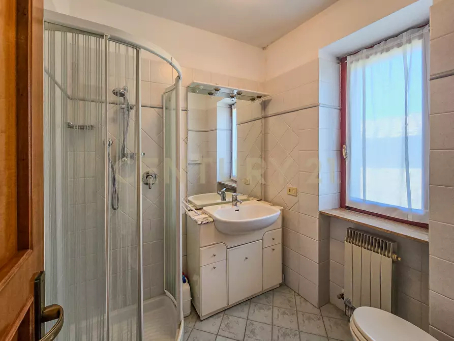 Immagine 19 di Casa bifamiliare in vendita  in Via San Michele a Roccastrada