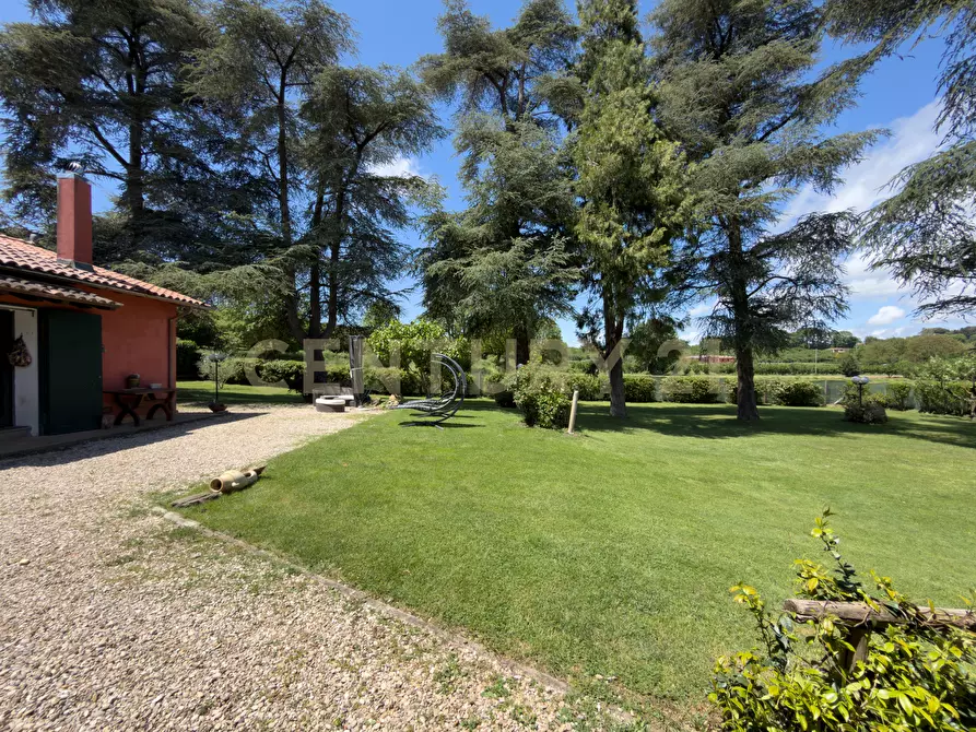 Immagine 6 di Casa indipendente in vendita  in Strada del quadrone 1 a Capranica